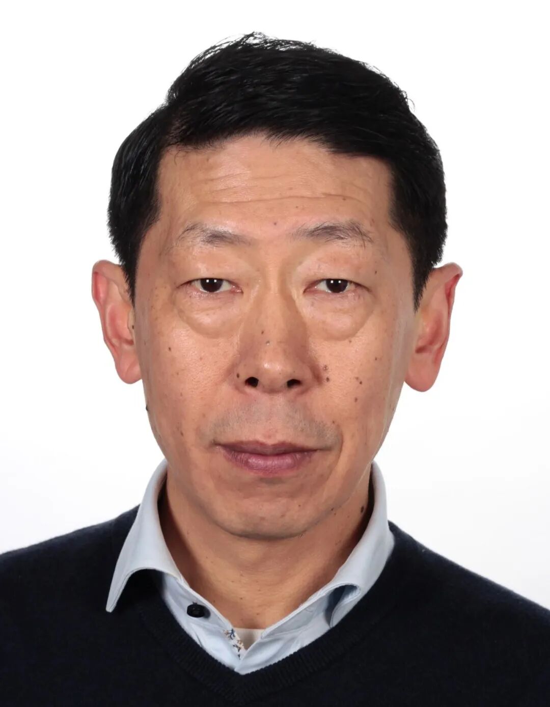 Wenyu Dong